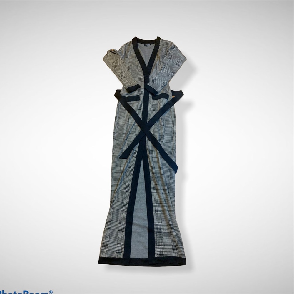 DRESSY MAXI DRESS